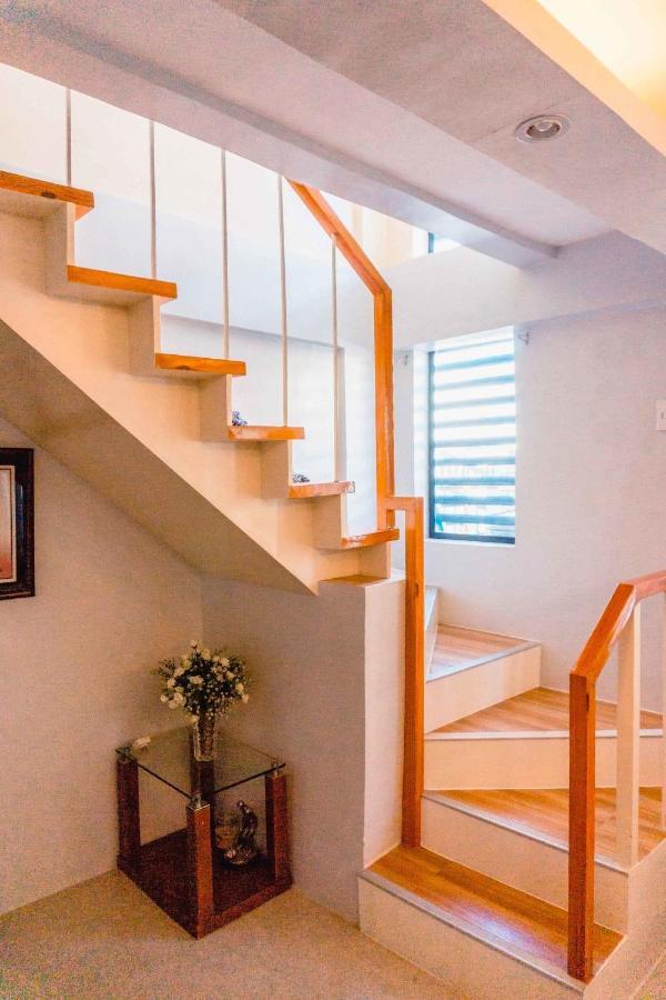 Two Story 87 Sqm Fully Air-Conditioned House In Babag 2, Мактан Экстерьер фото