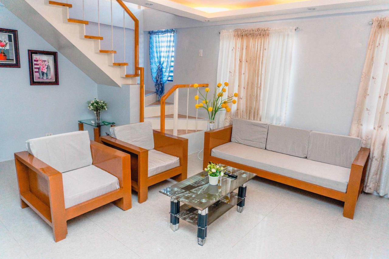 Two Story 87 Sqm Fully Air-Conditioned House In Babag 2, Мактан Экстерьер фото